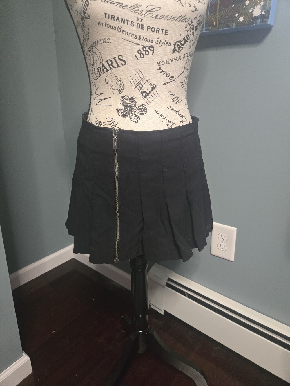 Y2K Guess Jeans Black Zip Up Mini Skirt